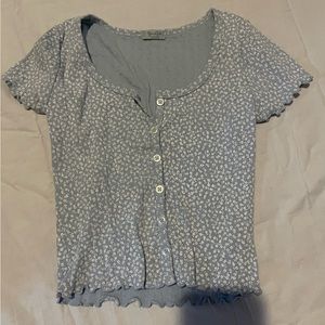 Brandy Melville baby tee